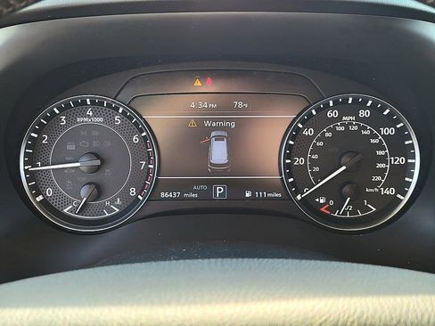 Used 2021 Nissan Armada SL w/ Captain's Chairs Package image 15