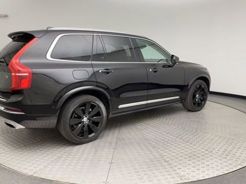 Used 2021 Volvo XC90 T6 Inscription w/ Advanced Package image 2