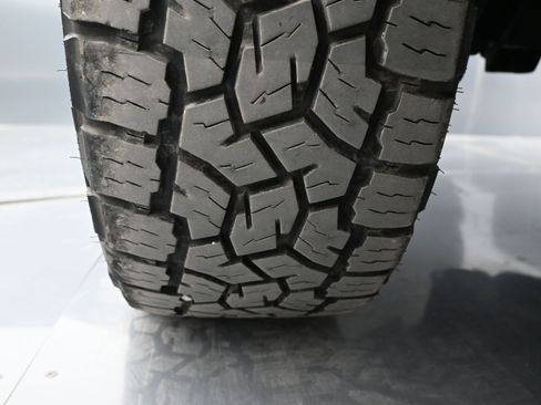 Used 2019 RAM 2500 Laramie image 19