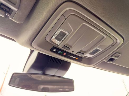 Used 2023 Chevrolet Silverado 1500 Custom image 29