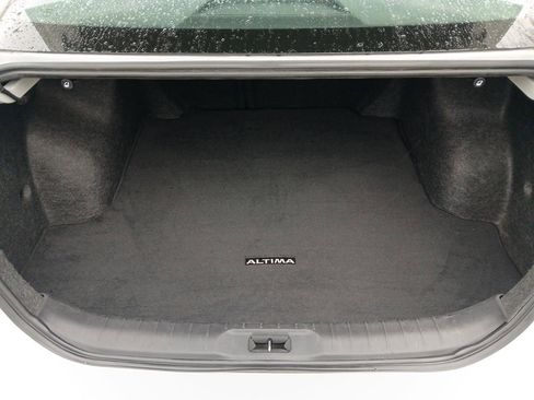 Used 2024 Nissan Altima 2.5 S image 10