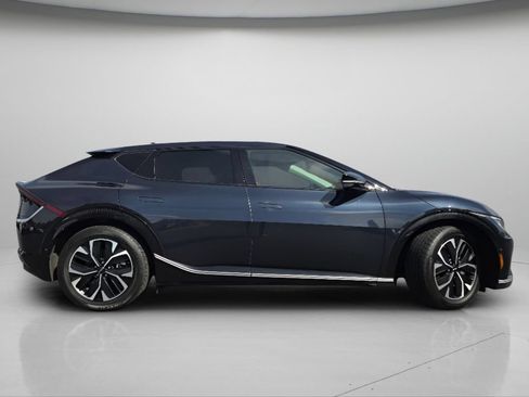 Used 2023 Kia EV6 Wind w/ Wind Technology Package AWD/4WD image 28