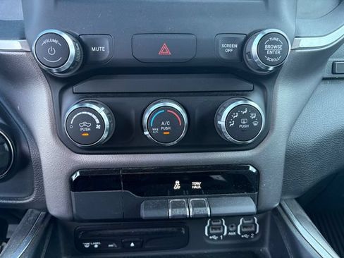 Used 2019 RAM 1500 Big Horn AWD/4WD image 54