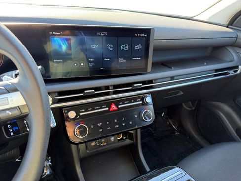 Certified 2025 Hyundai Tucson SEL image 12