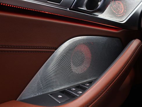 Used 2019 BMW M850i xDrive Convertible w/ M Carbon Exterior Package image 75