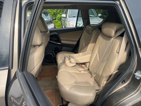 Used 2010 Toyota RAV4 Limited image 15