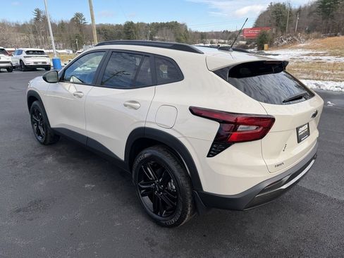 New 2026 Chevrolet Trax ACTIV w/ Driver Confidence Package image 13