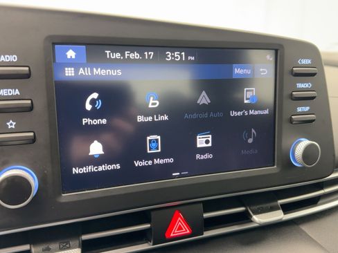 Used 2021 Hyundai Elantra SEL image 22