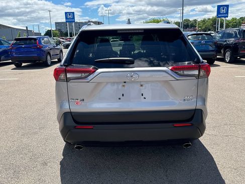 Used 2025 Toyota RAV4 XLE w/ Convenience Package AWD/4WD image 6