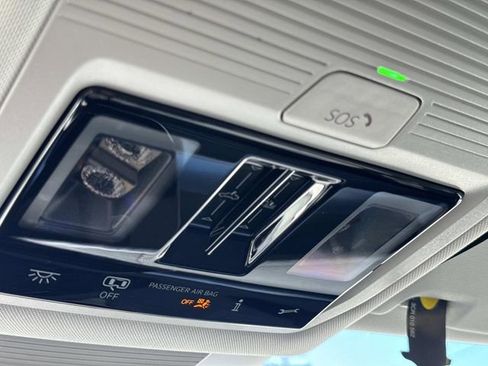 New 2026 Volkswagen Tiguan SE image 25