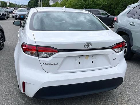 Used 2024 Toyota Corolla LE FWD image 3