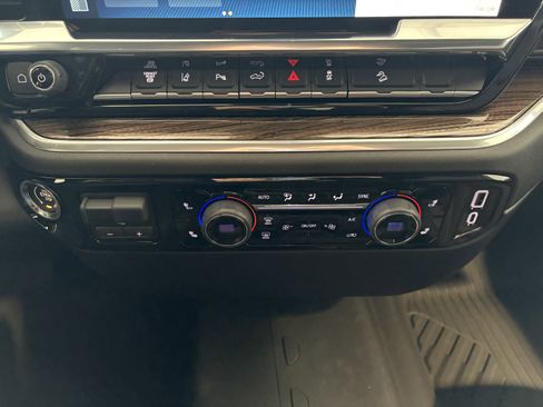 New 2026 Chevrolet Silverado 3500 LT w/ Trail Boss Package image 17