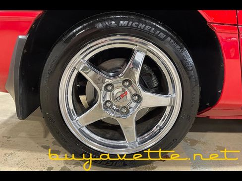Used 1992 Chevrolet Corvette Coupe image 13