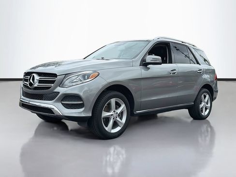 Used 2016 Mercedes-Benz GLE 350 4MATIC image 2