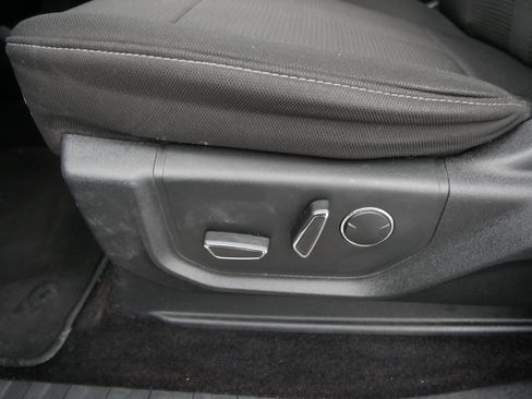 Used 2017 Ford F150 XLT w/ Equipment Group 302A Luxury image 23