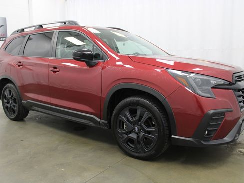 Used 2024 Subaru Ascent Onyx Edition AWD/4WD image 4