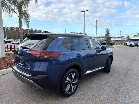 Used 2023 Nissan Rogue SL w/ SL Premium Package image 7