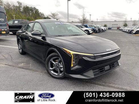 Used 2026 Kia K4 LXS image 1
