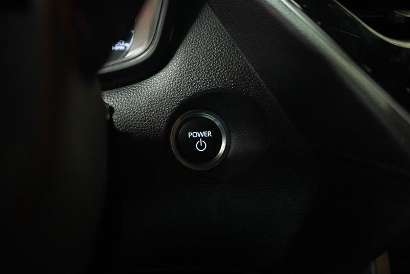 Used 2023 Toyota Corolla Cross AWD Hybrid image 21