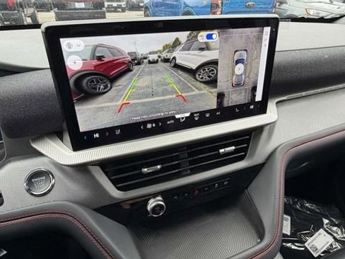 New 2026 Ford Explorer ST-Line w/ ST-Line Street Pack image 12