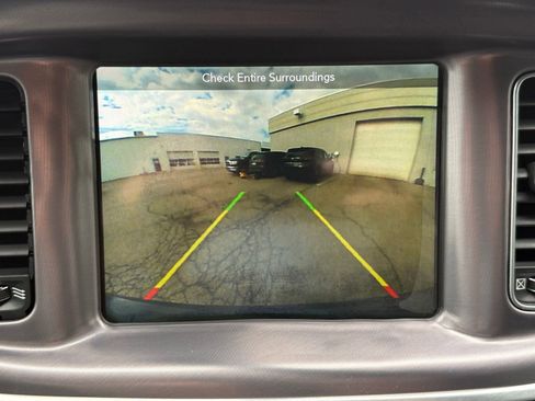 Used 2019 Dodge Charger R/T image 34