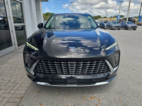 New 2026 Buick Envision Avenir image 2