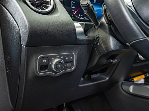 Certified 2026 Mercedes-Benz GLB 250 4MATIC image 20