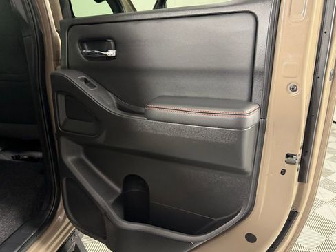 Used 2024 Nissan Frontier PRO-4X w/ Off-Road Protection Package AWD/4WD image 31