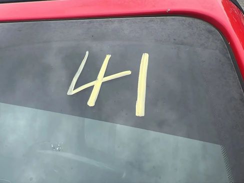 Used 2020 Chevrolet Camaro LT image 31