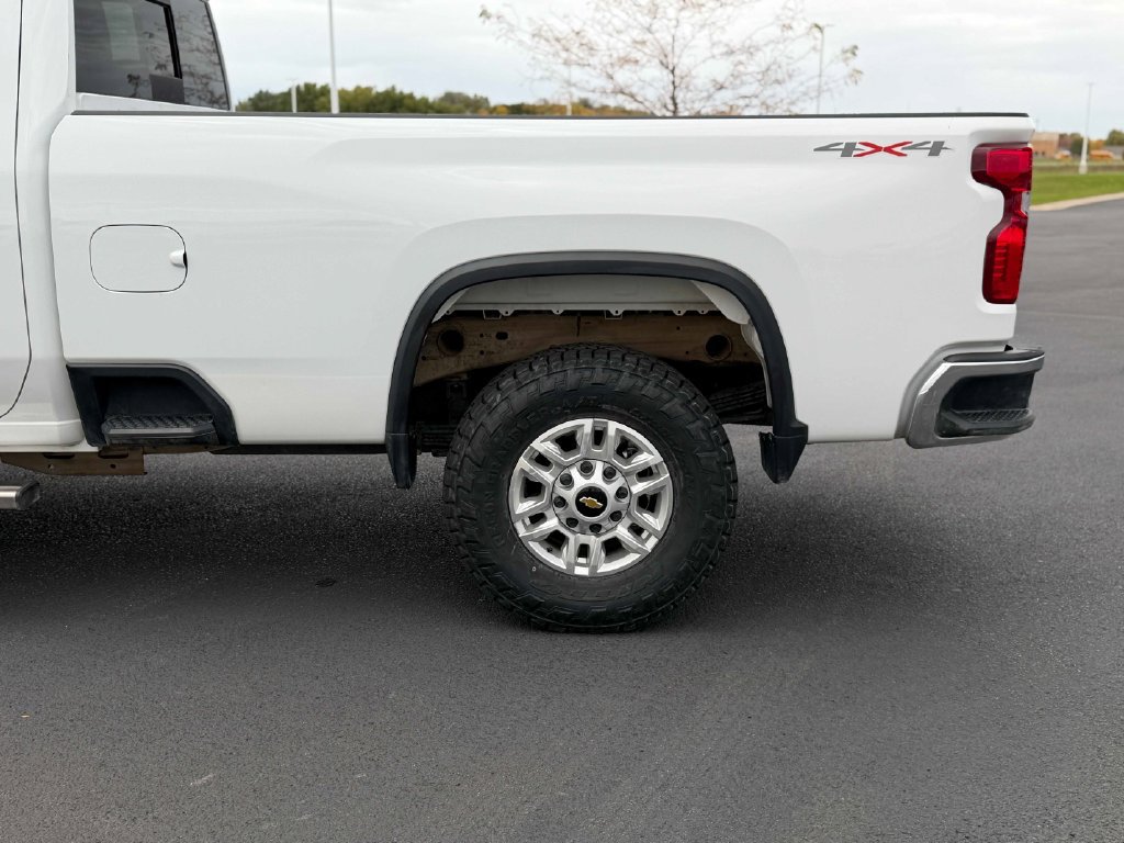 Used 2024 Chevrolet Silverado 2500 LT w/ Safety Package AWD/4WD image 13
