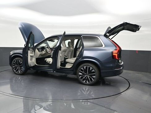New 2026 Volvo XC90 T8 Ultra w/ Protection Package Premier AWD/4WD image 32