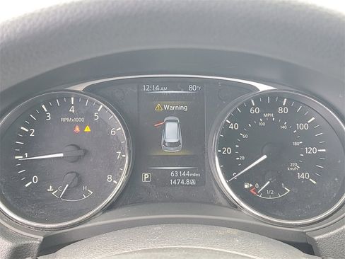 Used 2015 Nissan Rogue SV image 52