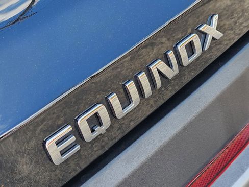 Used 2025 Chevrolet Equinox LT w/ Safety and Technology Package image 11