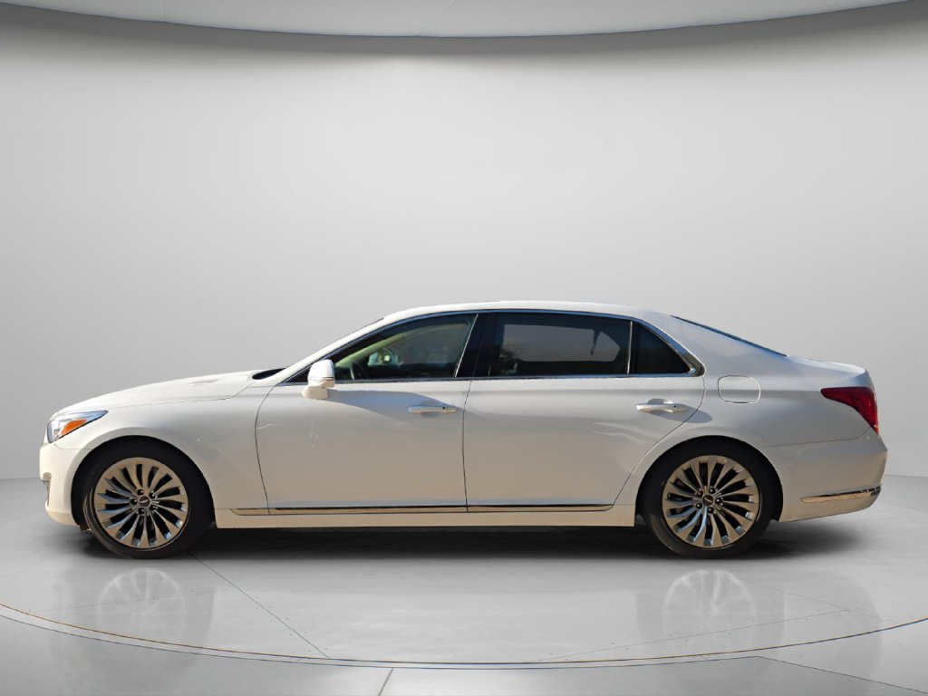 Used 2017 Genesis G90 3.3T Premium RWD image 3