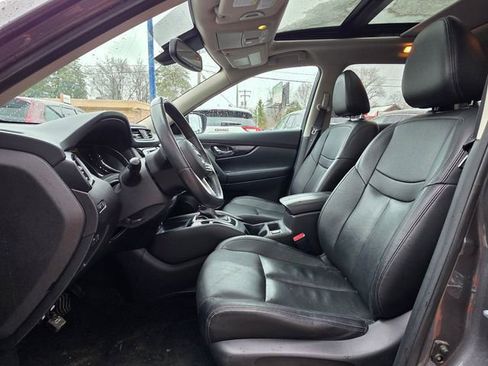 Used 2017 Nissan Rogue SL w/ SL Premium Package image 10