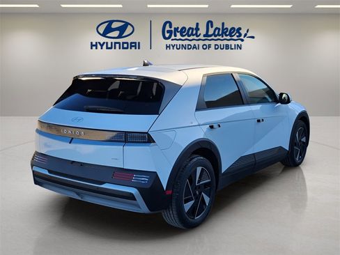 New 2026 Hyundai Ioniq 5 SEL image 5