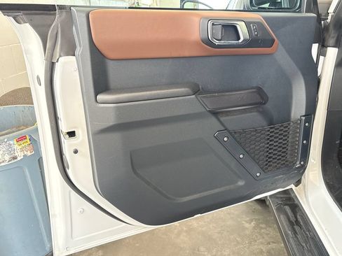 Used 2024 Ford Bronco Outer Banks AWD/4WD image 14