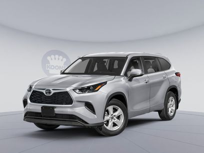 Used 2025 Toyota Highlander LE