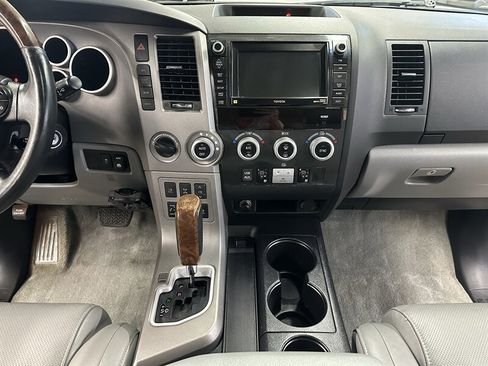 Used 2010 Toyota Sequoia Platinum AWD/4WD image 22