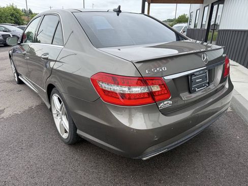 Used 2011 Mercedes-Benz E 550 4MATIC Sedan w/ Premium 2 Pkg image 9