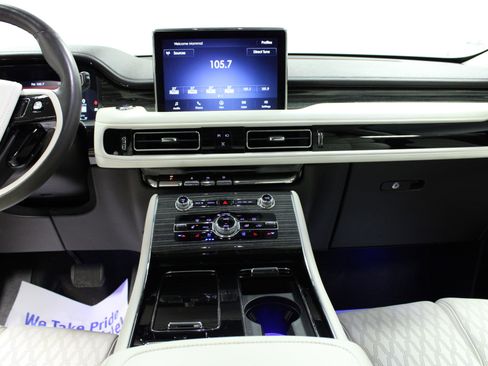 Used 2024 Lincoln Aviator Black Label w/ Dynamic Handling Package image 19