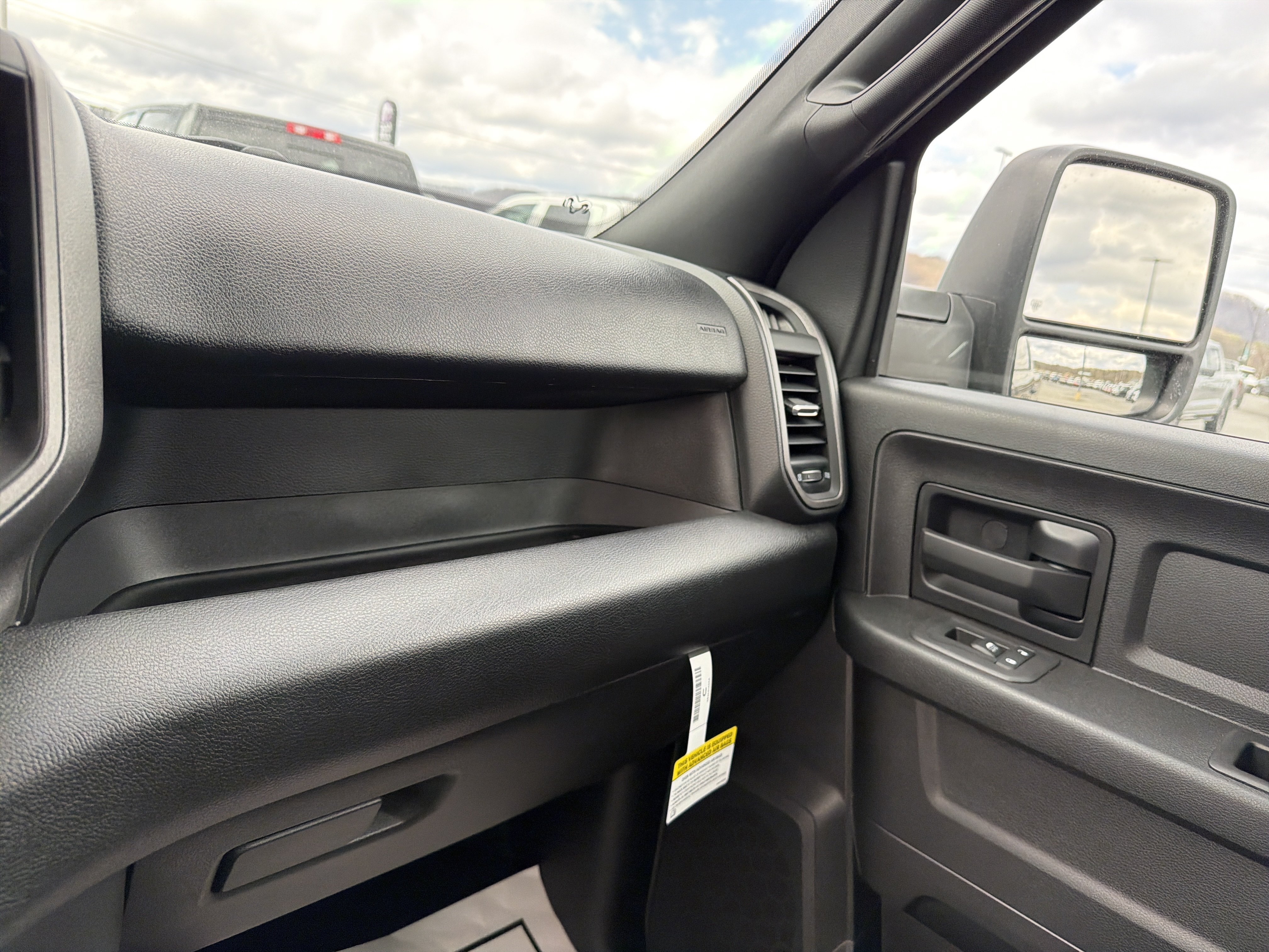 New 2026 RAM 2500 Tradesman AWD/4WD image 25