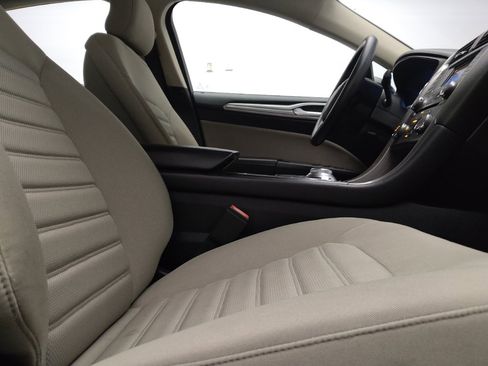 Used 2018 Ford Fusion S FWD image 21