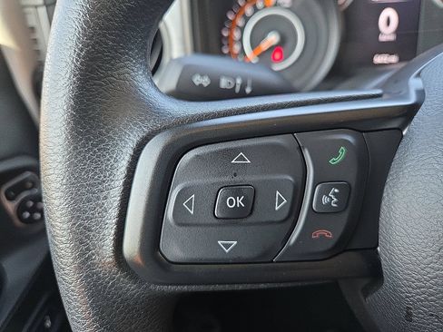 Used 2025 Jeep Gladiator Sport AWD/4WD image 18