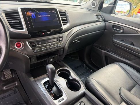 Used 2018 Honda Pilot EX-L image 17