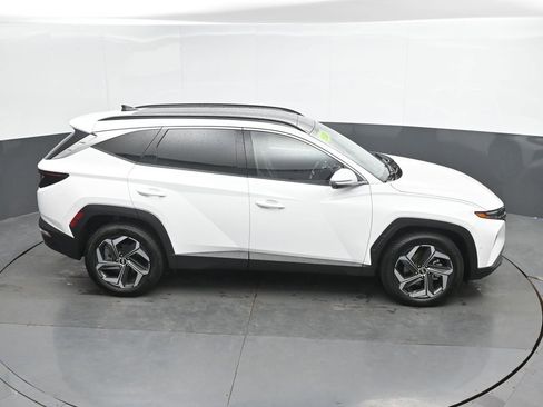 Used 2024 Hyundai Tucson Limited AWD/4WD image 32
