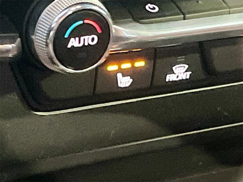 Used 2023 MAZDA MAZDA3 s image 19