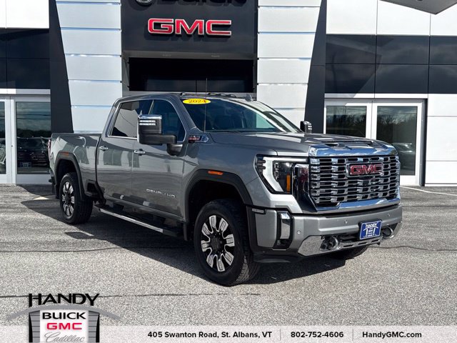Used 2024 GMC Sierra 3500 Denali w/ Denali Reserve Package AWD/4WD image 1