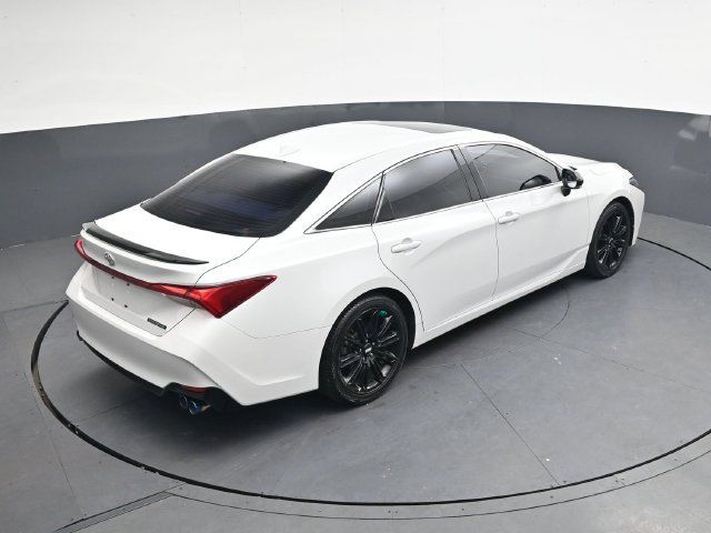 Used 2019 Toyota Avalon Touring FWD image 25