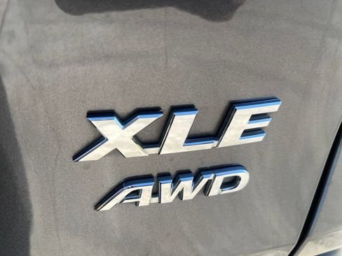 Used 2024 Toyota RAV4 XLE AWD/4WD image 11
